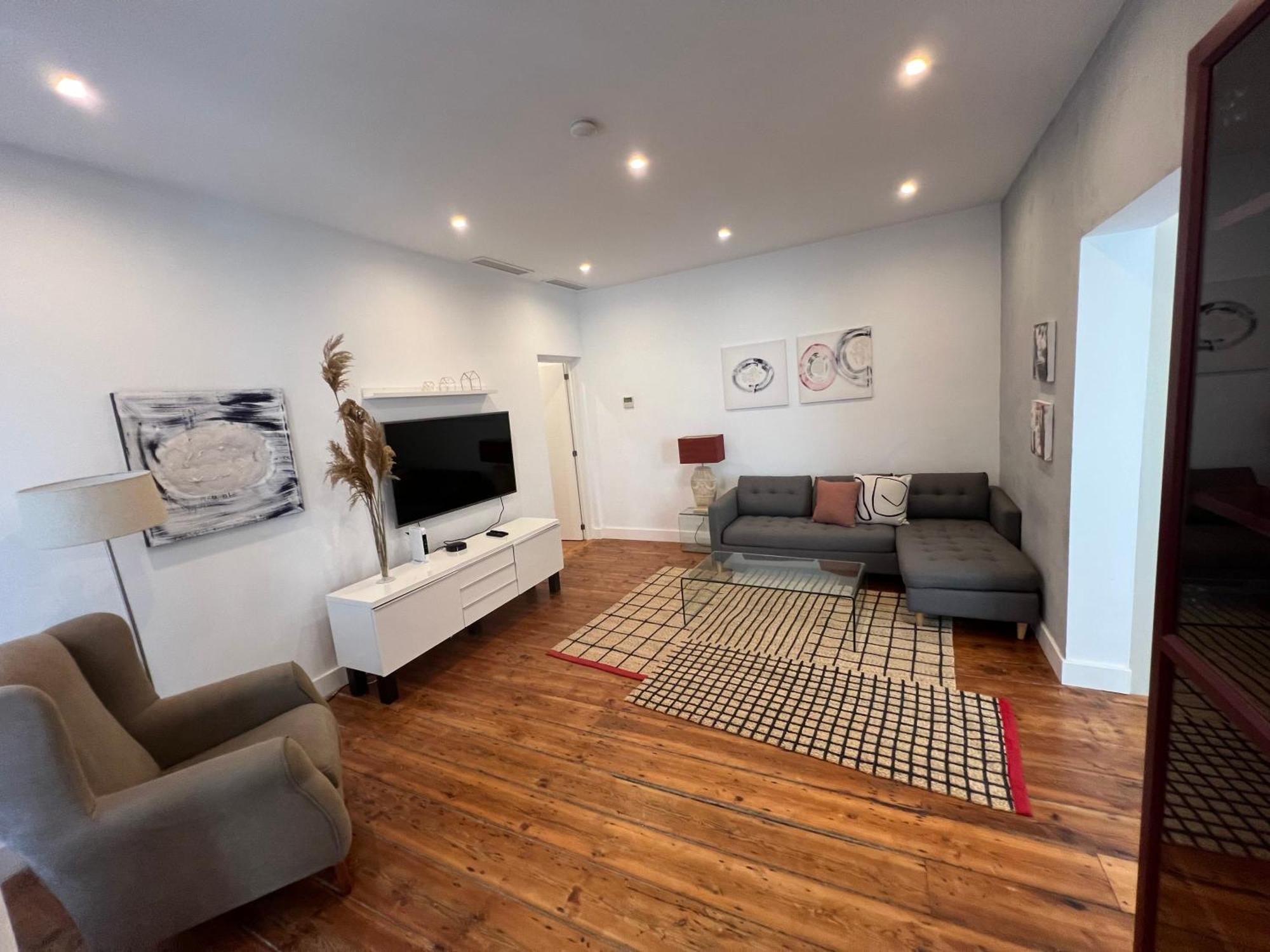Luxe 2Br Family Oasis In Gibraltar Διαμέρισμα Εξωτερικό φωτογραφία