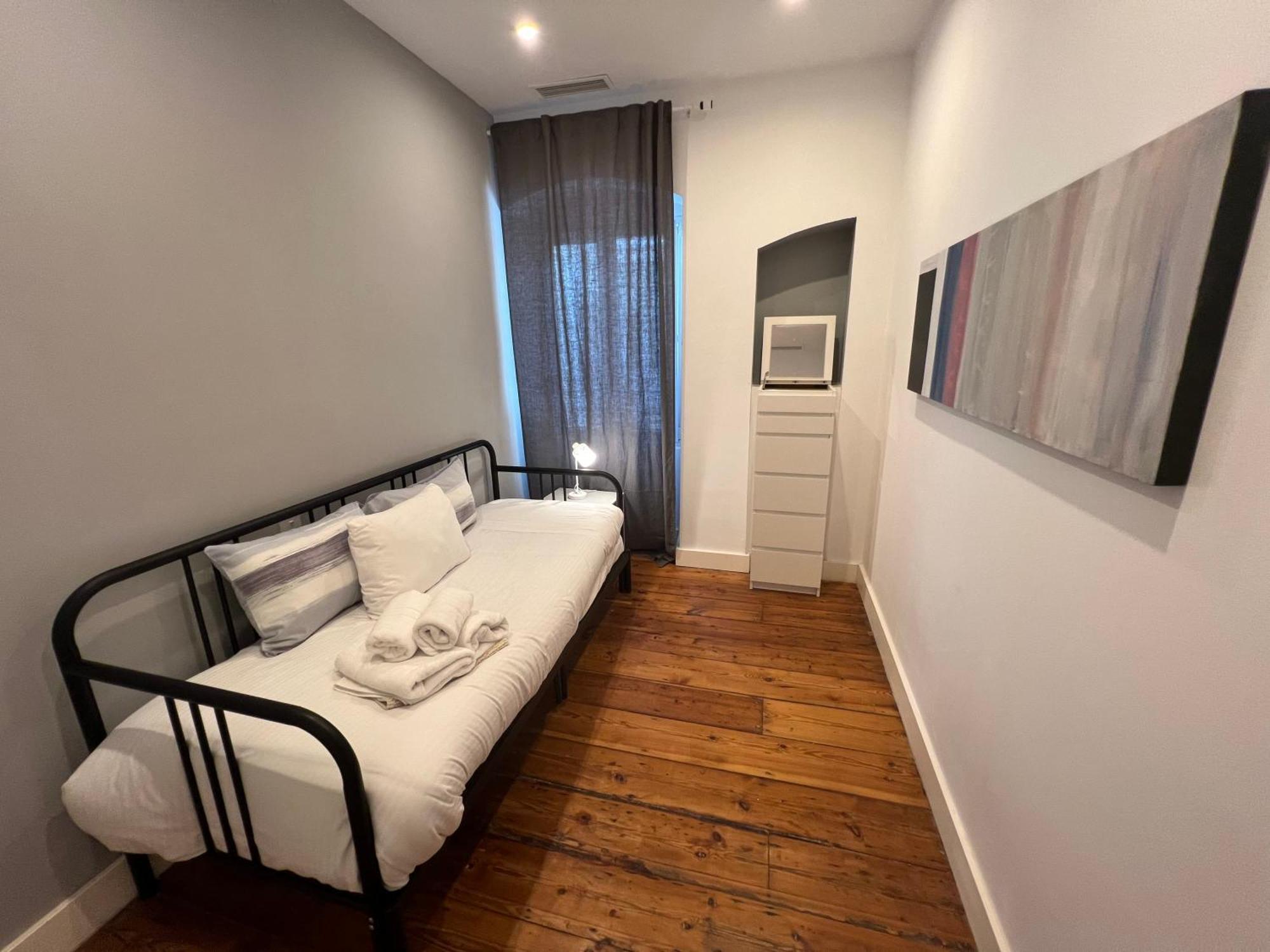 Luxe 2Br Family Oasis In Gibraltar Διαμέρισμα Εξωτερικό φωτογραφία